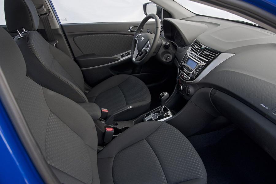  Hyundai Accent 2012 года  (фото 20 из 30)